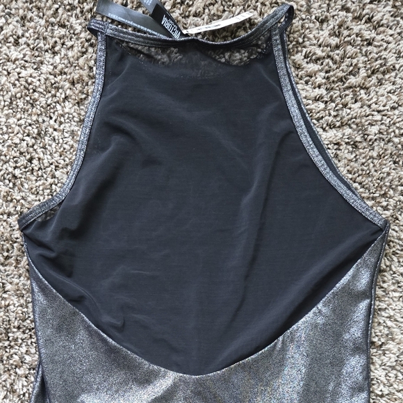 Victoria's Secret Bodysuit High Neck Sleeveless Mess Back Metallic Silver NWT - Picture 3 of 5